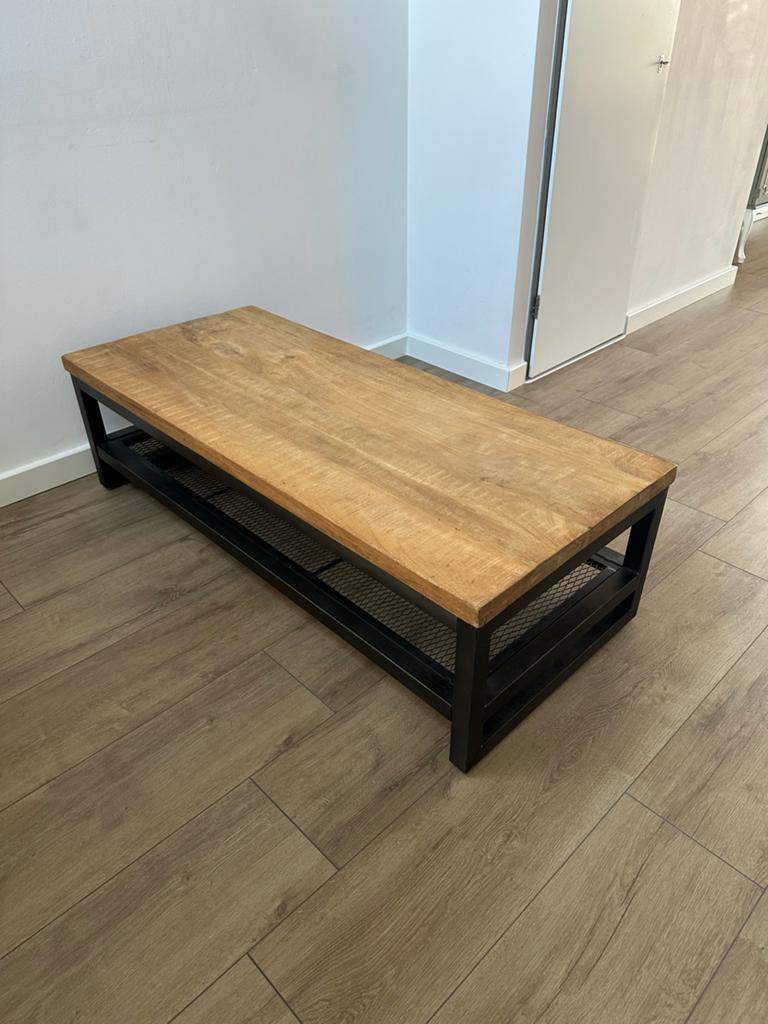 Salontafel Eleonora Mangohout met metaal, Ophalen, 100 tot 150 cm, 50 tot 100 cm, Zo goed als nieuw