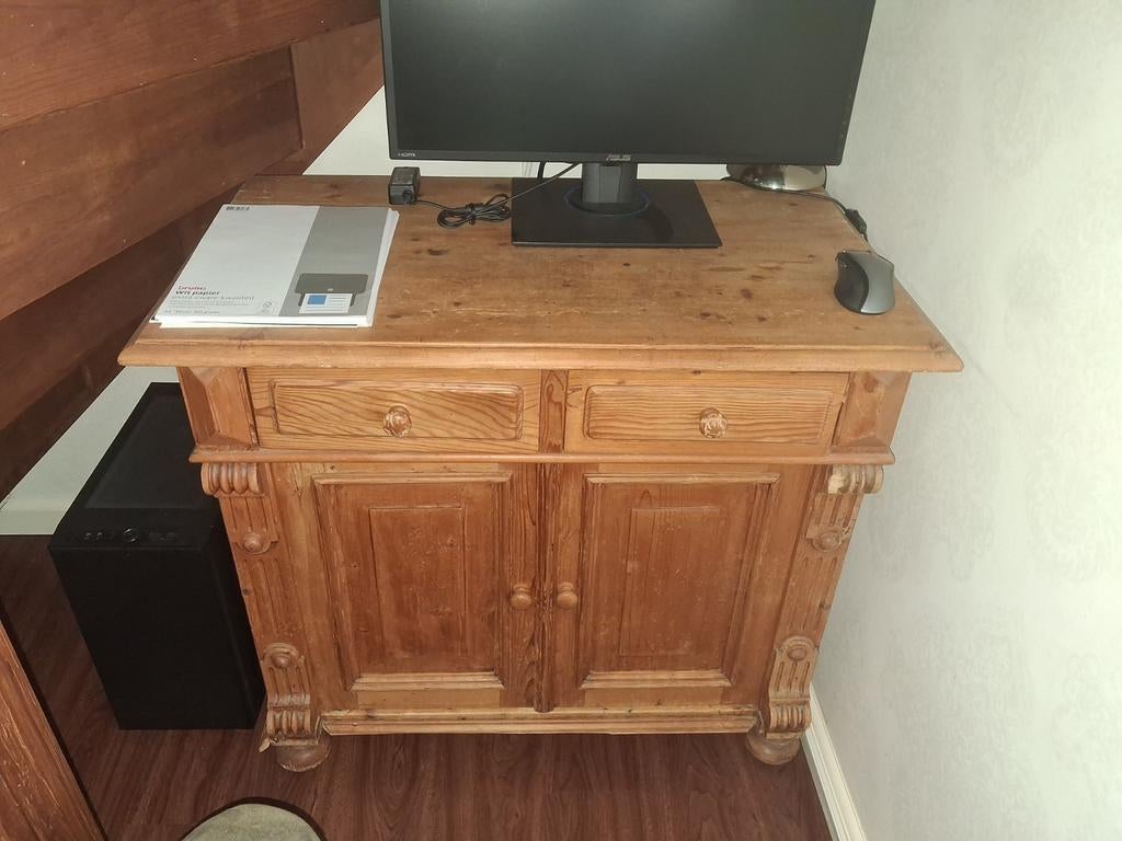 Houten computerkastje met lade en deurtjes, Huis en Inrichting, Kasten | Computermeubels, Ophalen, Gebruikt, Klassiek, Rustiek