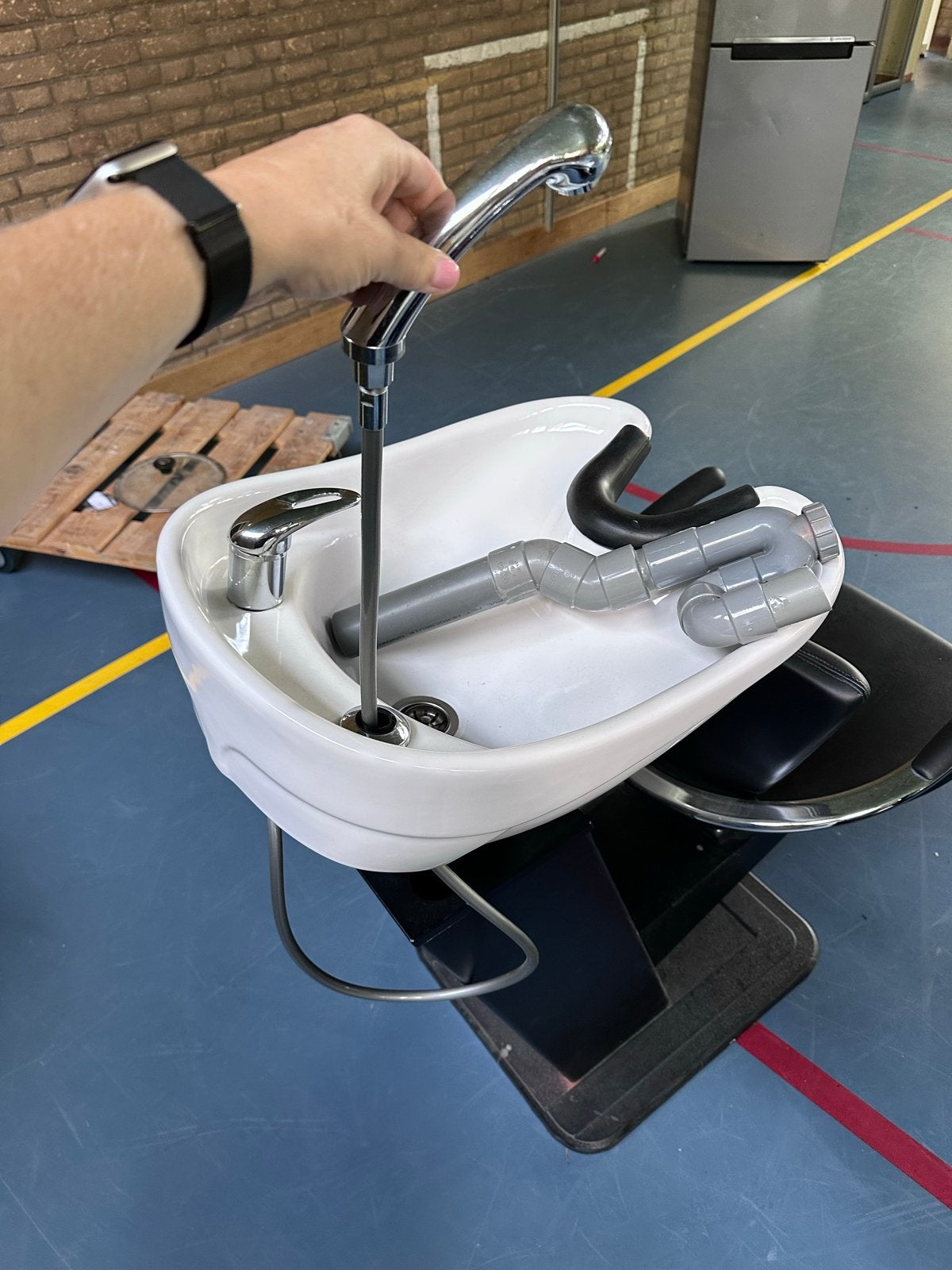 Kappersstoel met wasbak, Diensten en Vakmensen, Schoonheidsspecialisten | Overige, Overige
