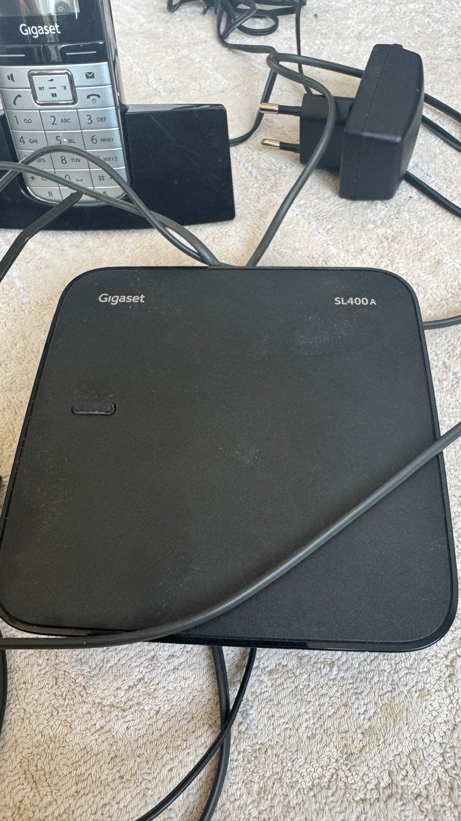 Gigaset SL-400a draadloze telefoon met basisstation, Ophalen of Verzenden, Gebruikt, 1 handset, Stralingsarm
