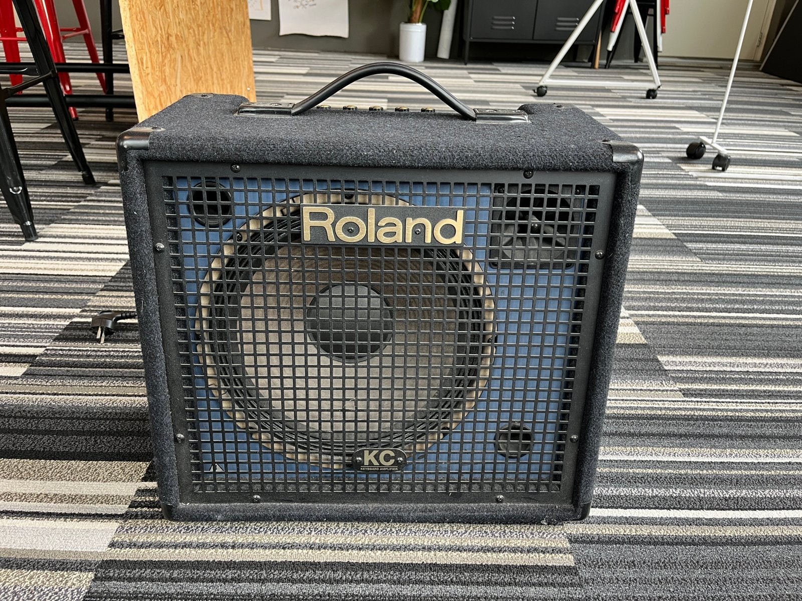 Roland KC-150 Keyboard versterker / Monitor, Muziek en Instrumenten, Versterkers | Bas en Gitaar, Ophalen, Gebruikt