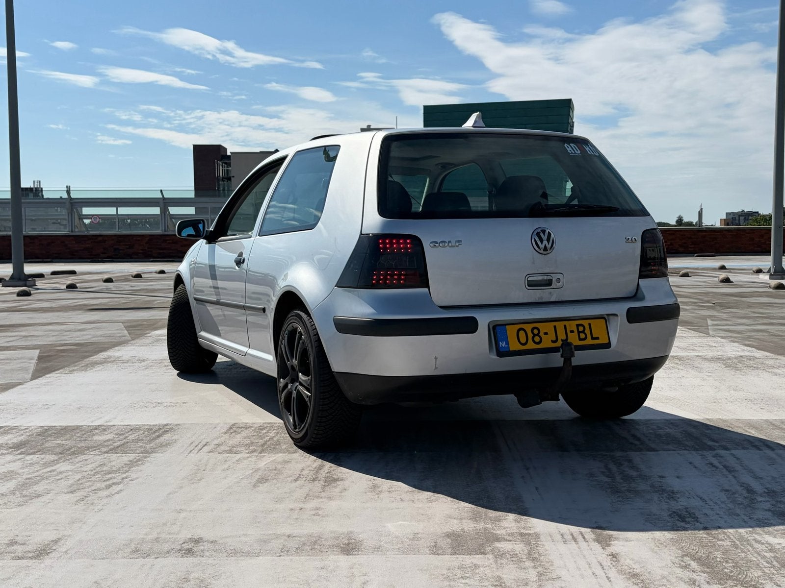 Volkswagen Golf 2.0 85KW 2002 Grijs. Moet snel weg, Auto's, Dealer onderhouden, Stof, Zwart, 4 cilinders