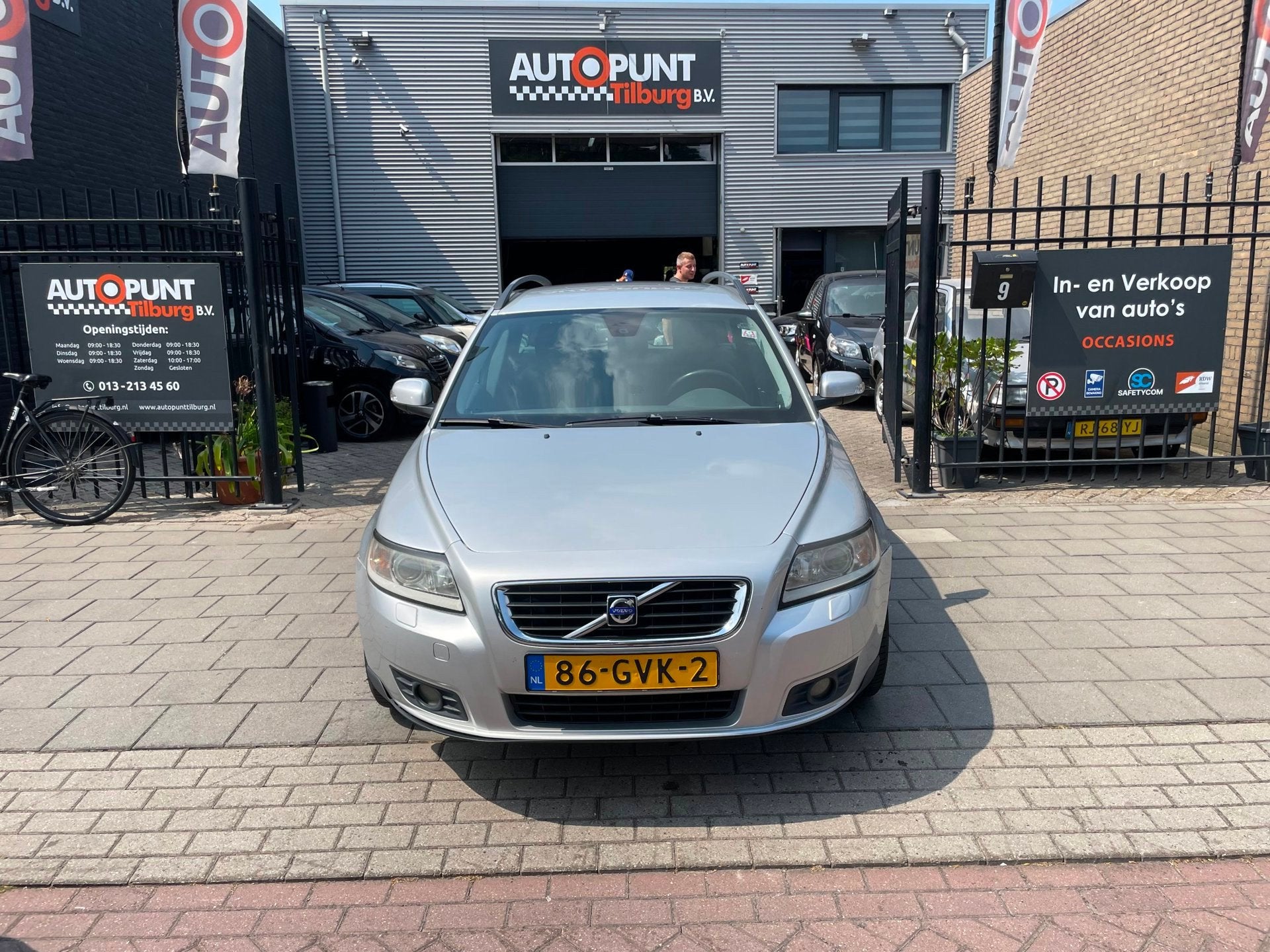 Volvo V50 1.8 Kinetic 2e Eigenaar! Airco NAP APK, Auto's, Volvo, Voorwielaandrijving, 125 pk, Gebruikt, 4 cilinders