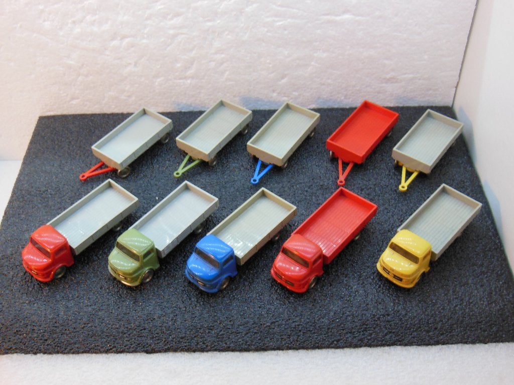 LEGO 5 x MB + Aanhangers - No 653  Compleet, Ophalen of Verzenden, Gebruikt, Bus of Vrachtwagen, Overige merken