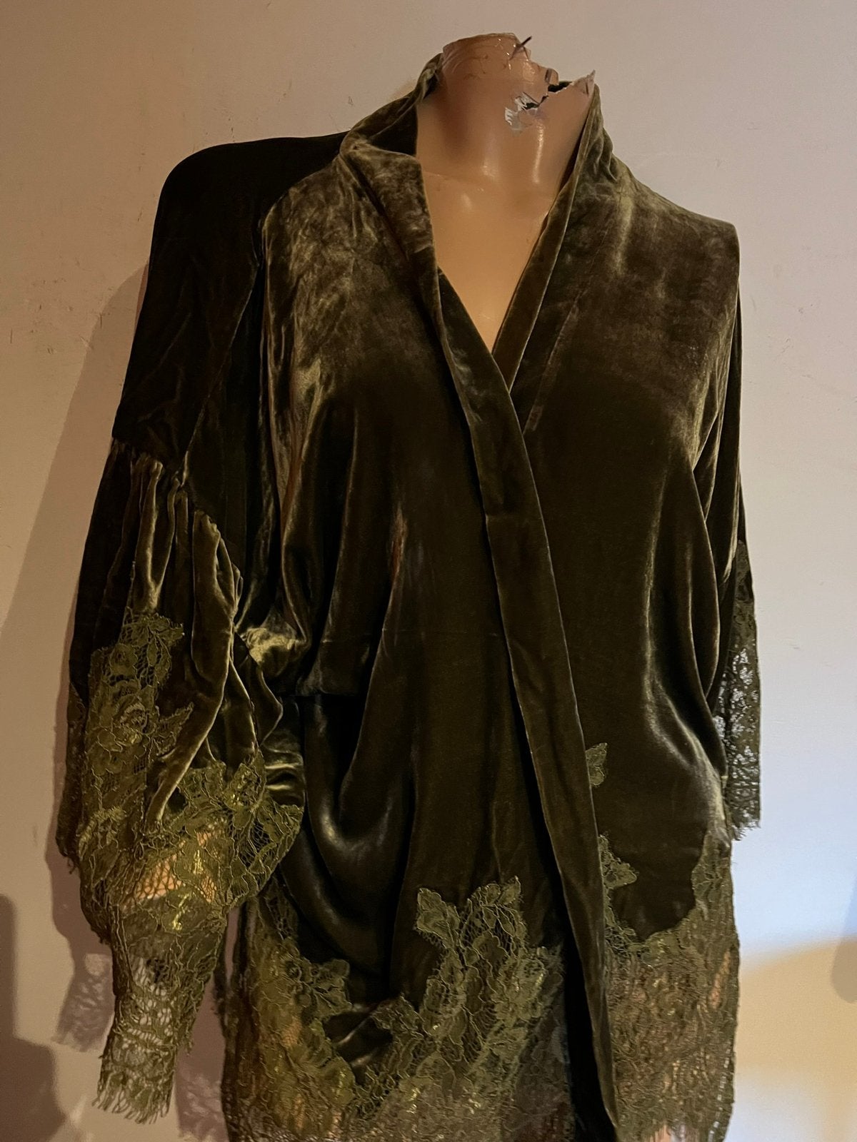 GOLD HAWK vest met kant FLUWEEL maat s  origineel ZGAN, G, R, Gold hawk, T