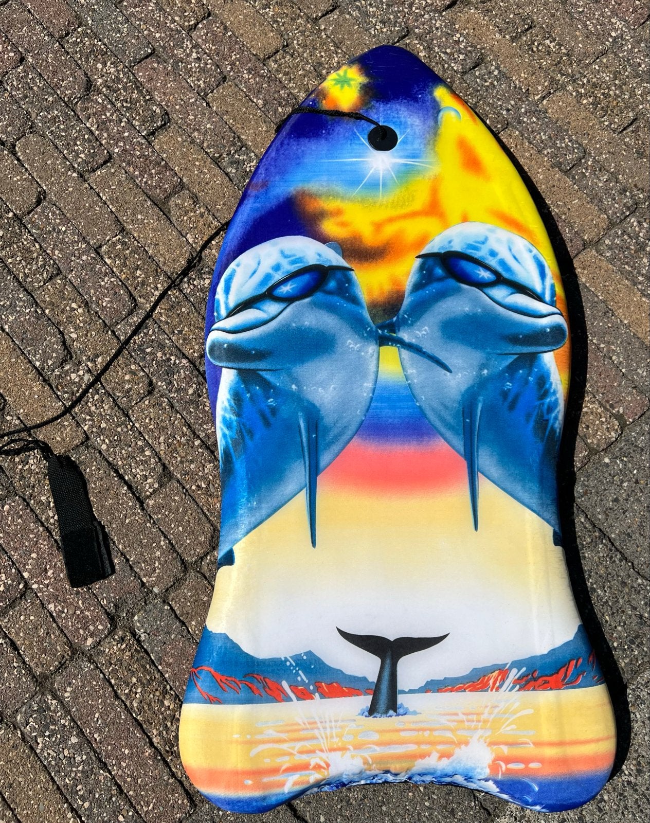 Bodyboard met dolfijnenprint en koord, Watersport en Boten, Ophalen, Gebruikt, Overige typen, Met koord
