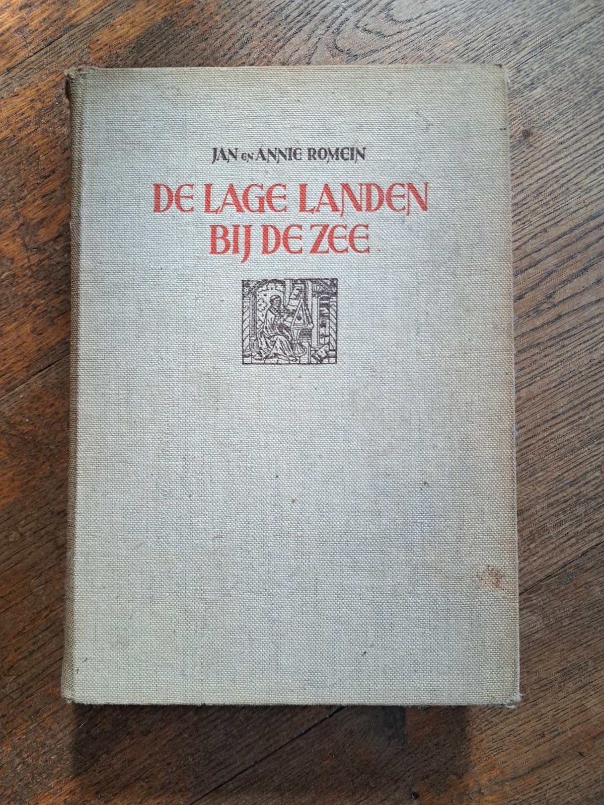 Antiek Boek: Jan & Annie Romein - De Lage Landen Bij de Zee, Ophalen of Verzenden, Gelezen