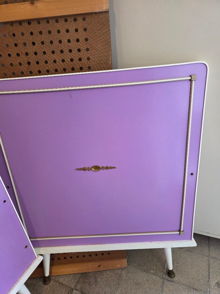 vintage ledikantje lila en wit met spijltjes, Ophalen, Gebruikt, 70 tot 85 cm, Lattenbodem