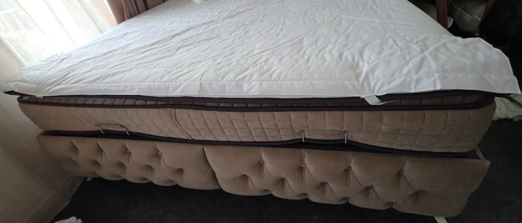 2 mooie velvet Opbergboxen bed 1.80m, Ophalen of Verzenden, Zo goed als nieuw, Eenpersoons, 180 cm