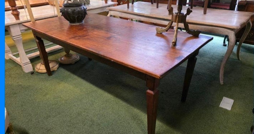 Grote antieke Franse tafel, Ophalen