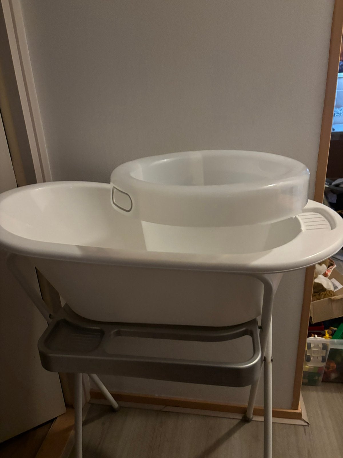 Badje en tummytub met standaard, Ophalen, Zo goed als nieuw, Badje, Standaard