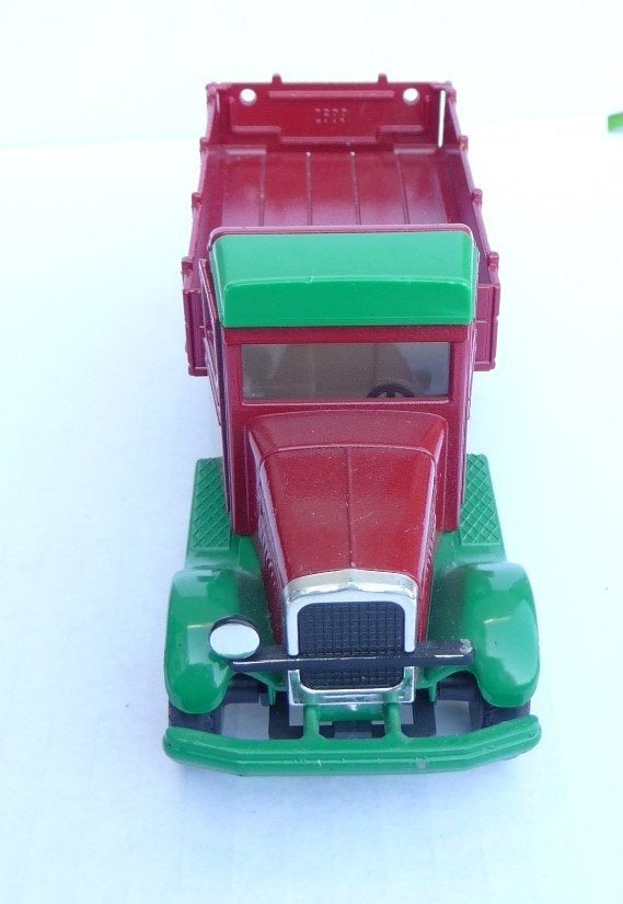 SIKU 1/55 - 2521 WHITE LKW TRUCK - RED / GREEN oldmobile, Verzenden, Zo goed als nieuw, Bus of Vrachtwagen, SIKU