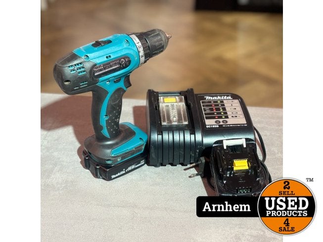 Makita BDF343 schroefboormachine 2 x Accu & DC18D oplader, Doe-het-zelf en Verbouw, Gereedschap | Boormachines, Makita, Zo goed als nieuw