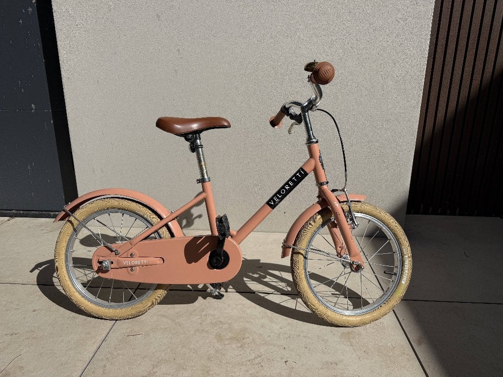 Veloretti Maxi 16 inch – koraal – mooie kinderfiets, Ophalen, Terugtraprem, Gebruikt, Veloretti