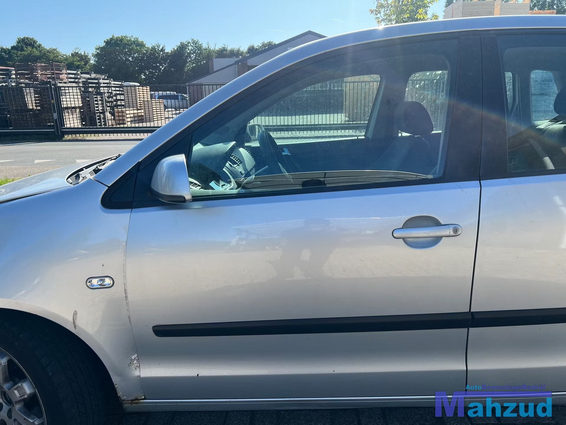 VW POLO 9N Zilver LA7W links voor deur 2001-2009, Gebruikt, Volkswagen AG, Voor, Berliner Ring 2
38440  Wolfsburg, DE