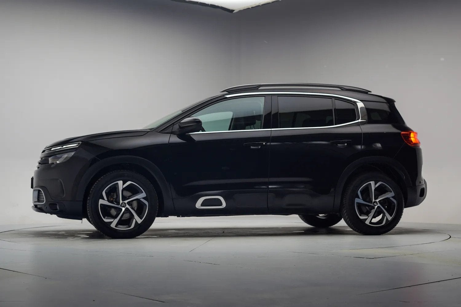 Citroën C5 Aircross 1.2 PureTech Feel [ Navi Apple/Android, 1350 kg, Gebruikt, 1199 cc, C5 Aircross