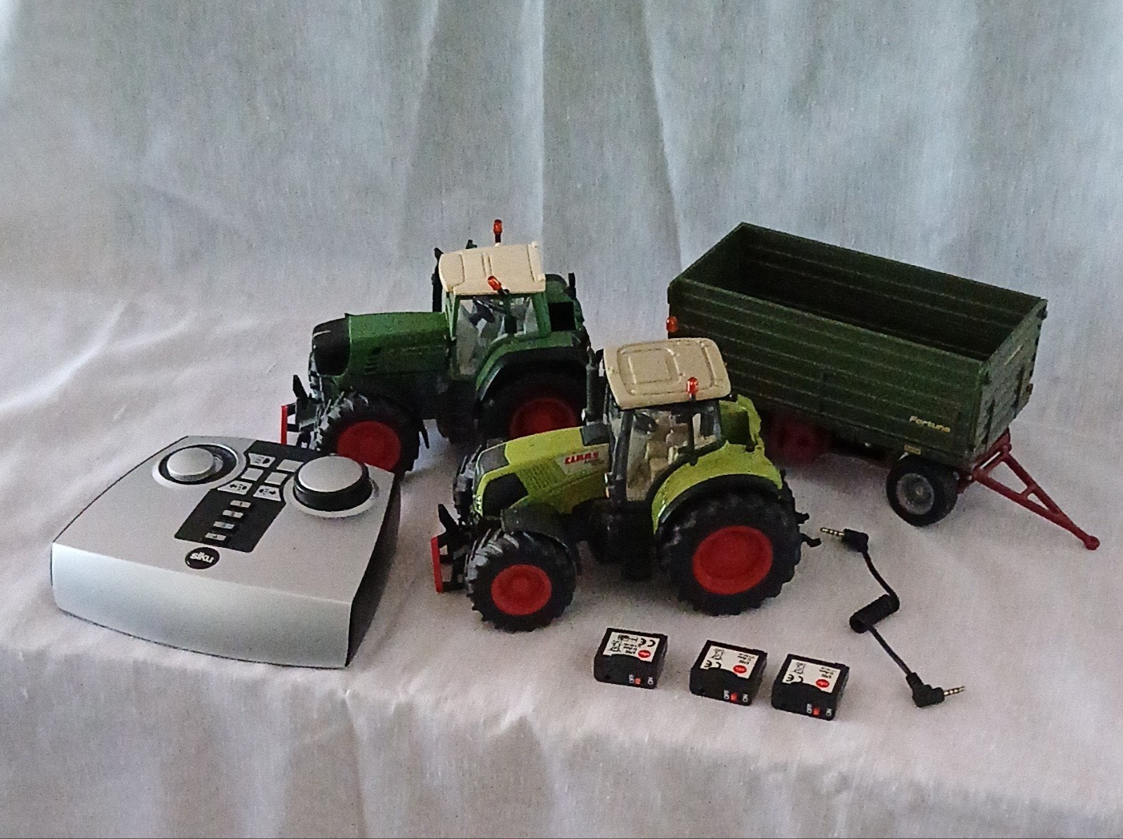 Siku control drie modellen 1:32, Verzenden, Zo goed als nieuw, Tractor of Landbouw, SIKU