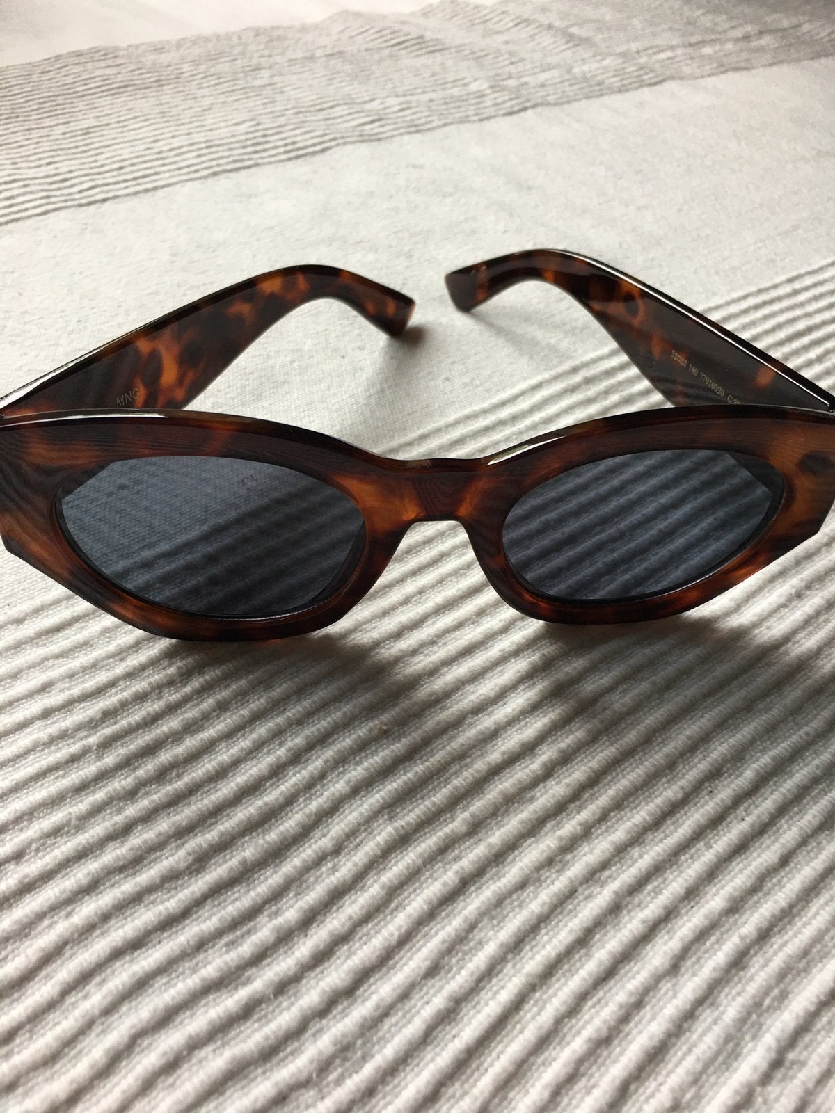 Zonnebril Mango retro bruin  schildpad tortoise nieuw, Ophalen of Verzenden, Zo goed als nieuw, Bruin, Overige merken