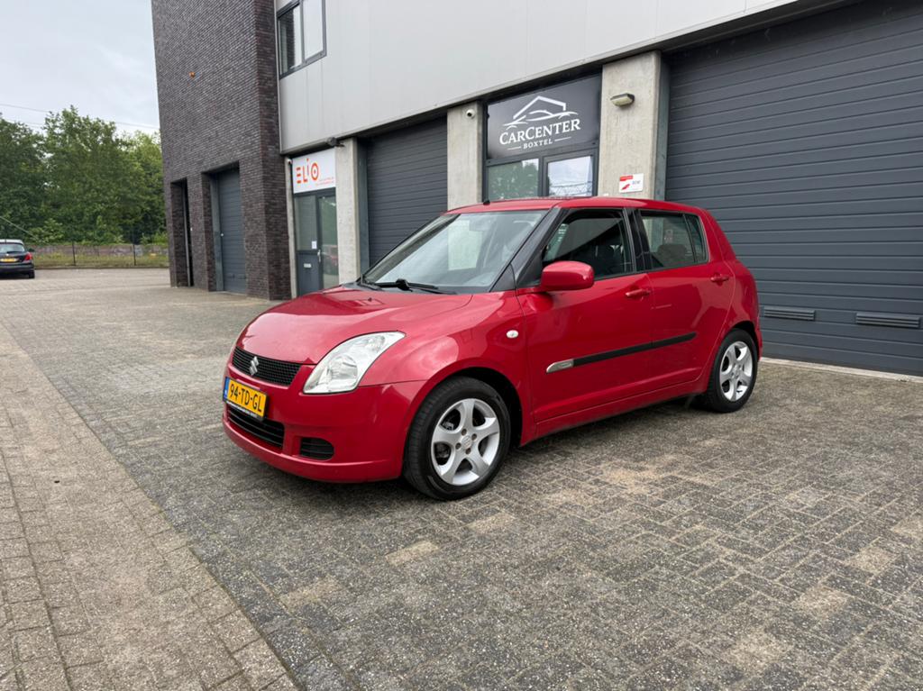 Suzuki Swift 1.3 5D 2006 | AIRCO | Apk 2027, Auto's, Suzuki, Voorwielaandrijving, Stof, 40 €/maand, Zwart