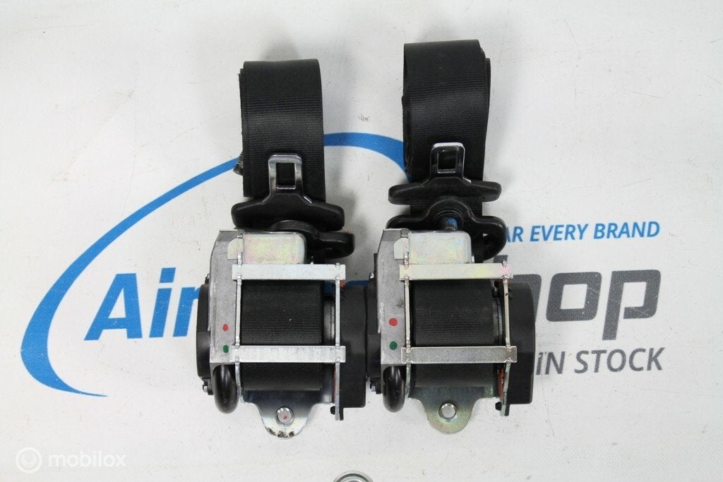 2 x gordels Ford Kuga navi (2013-2019)