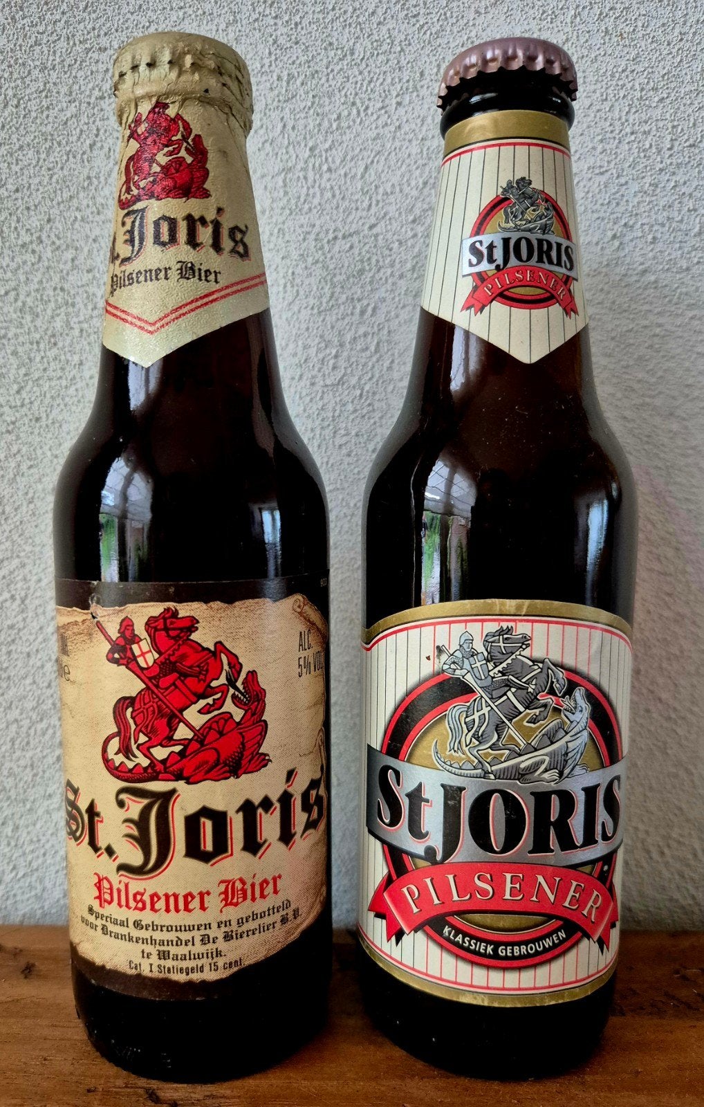 flessen 1989,1992 St. Joris Bier De Bierelier B.V. Waalwijk, Verzamelen, Ophalen of Verzenden, Zo goed als nieuw, Flesje(s), Overige merken