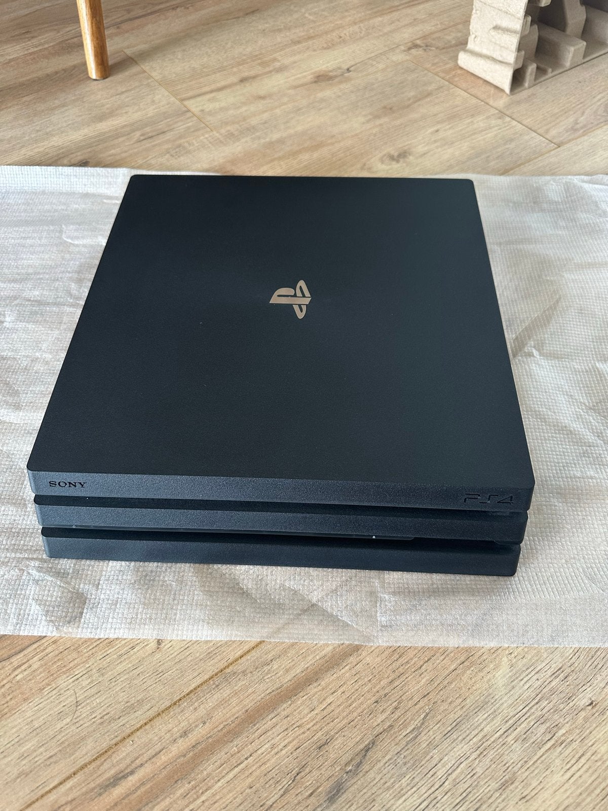 Sony PlayStation 4 Pro 1TB –Zo goed als nieuw originele doos, Ophalen of Verzenden, Zo goed als nieuw, 1 TB, Met 1 controller