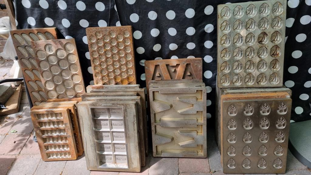 Droste vintage chocolade vormen ca. 100 stuks, Antiek en Kunst, Ophalen