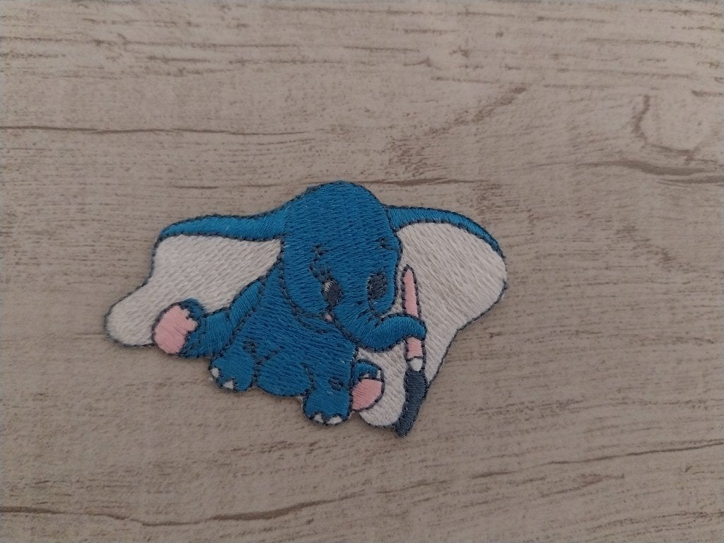 Applicatie plaatje blauwe Dombo olifant NIEUW, Ophalen of Verzenden, Nieuw, Applicatie