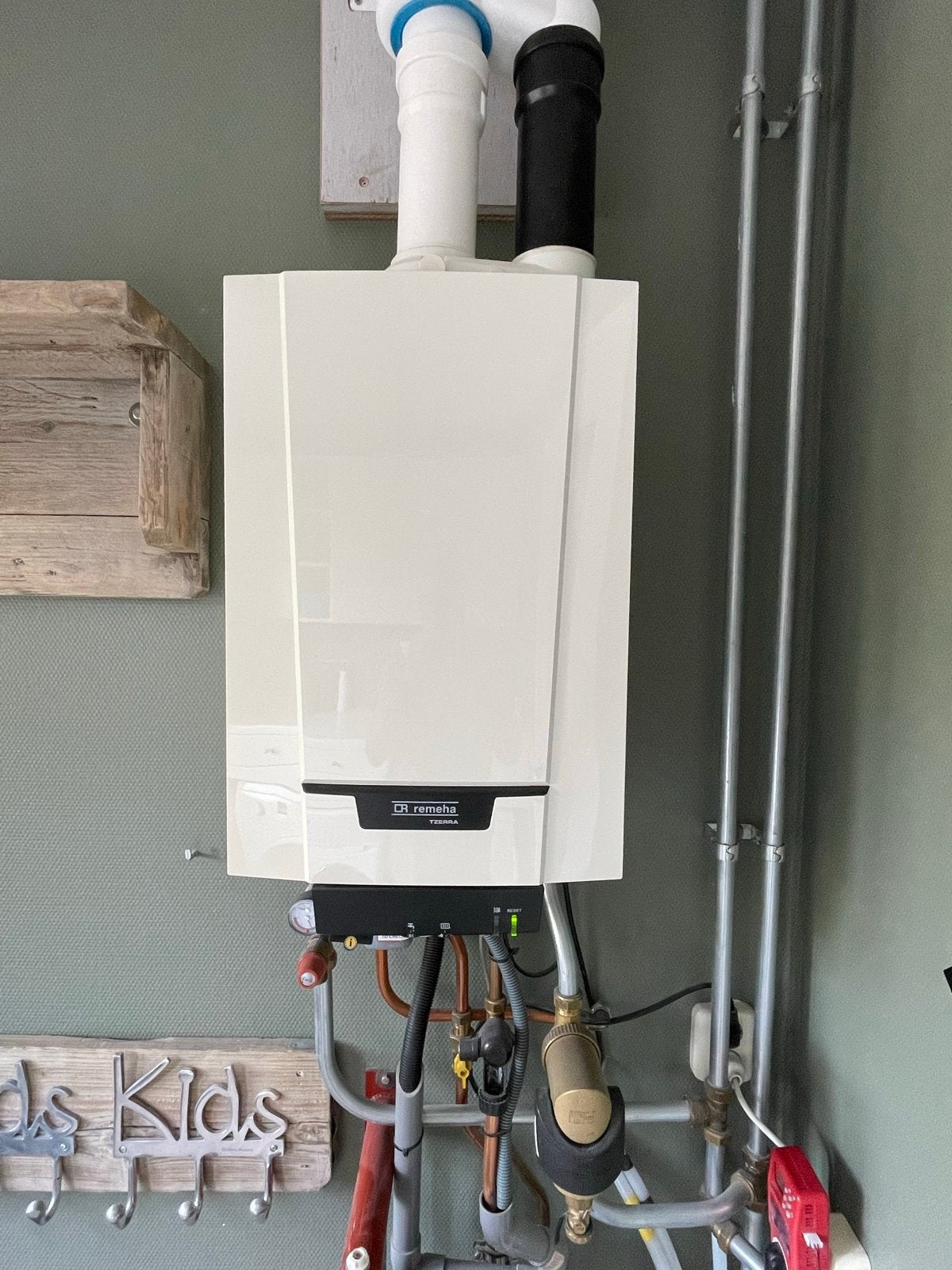 Remeha Tzerra M 28c PLUS HR Combi-Comfortsysteem CW4, Ophalen, Gebruikt, Hoog rendement (Hr), Cv-ketel of Combi-ketel