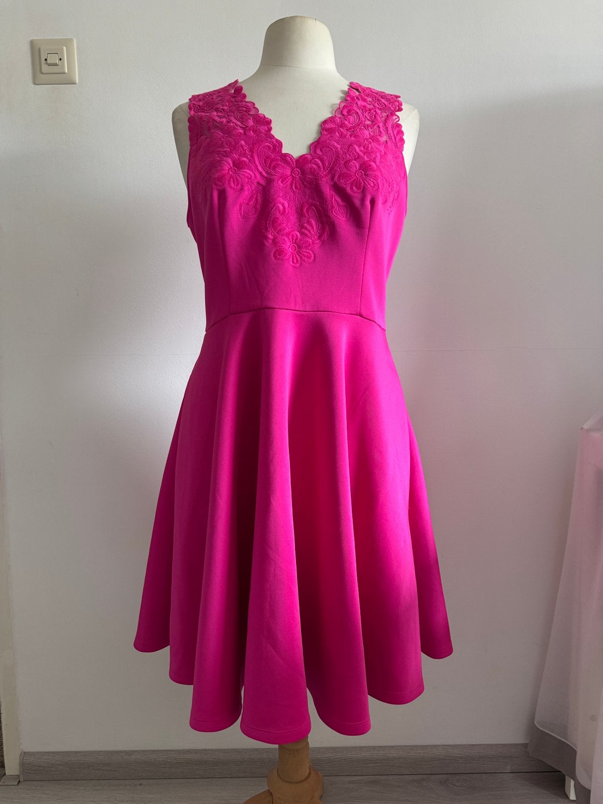 Ted Baker jurk maat 4 (40), Maat 38/40 (M), Ophalen of Verzenden, Zo goed als nieuw, Knielengte