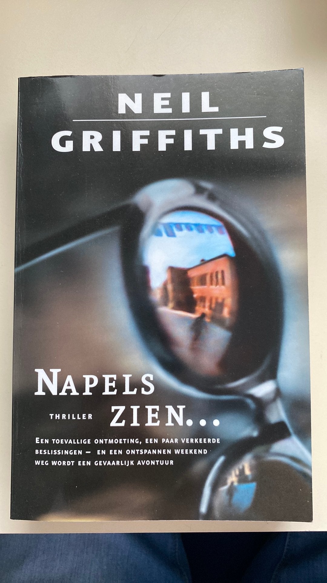 Neil Geiffiths ‘Napels zien….’, Ophalen of Verzenden, Gelezen