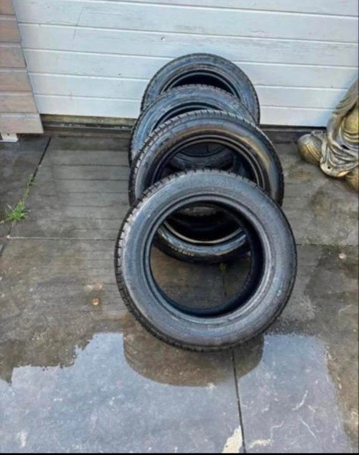 Set z.g.a.n. Pirelli 225/55 R16 zomerbanden, Ophalen, Gebruikt