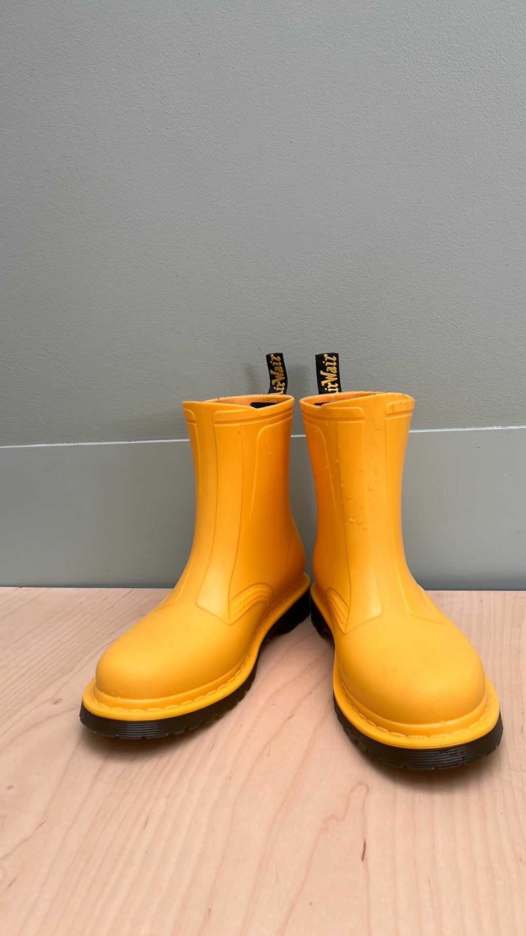 Gele rubberen laarzen dr. Martens, Ophalen of Verzenden, Zo goed als nieuw, Geel