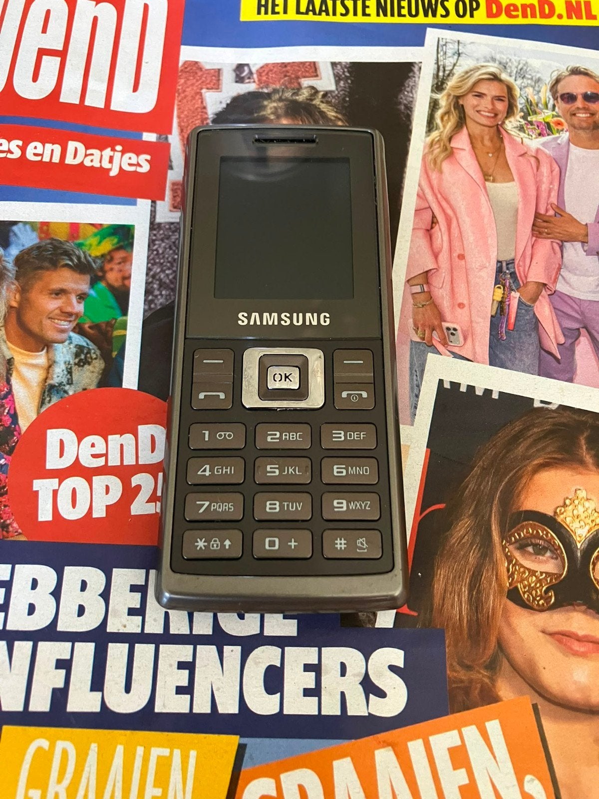 Klassieke Samsung GSM - Werkend,zonder lader, Telecommunicatie, Mobiele telefoons | Samsung, Gebruikt, Overige modellen, Zwart
