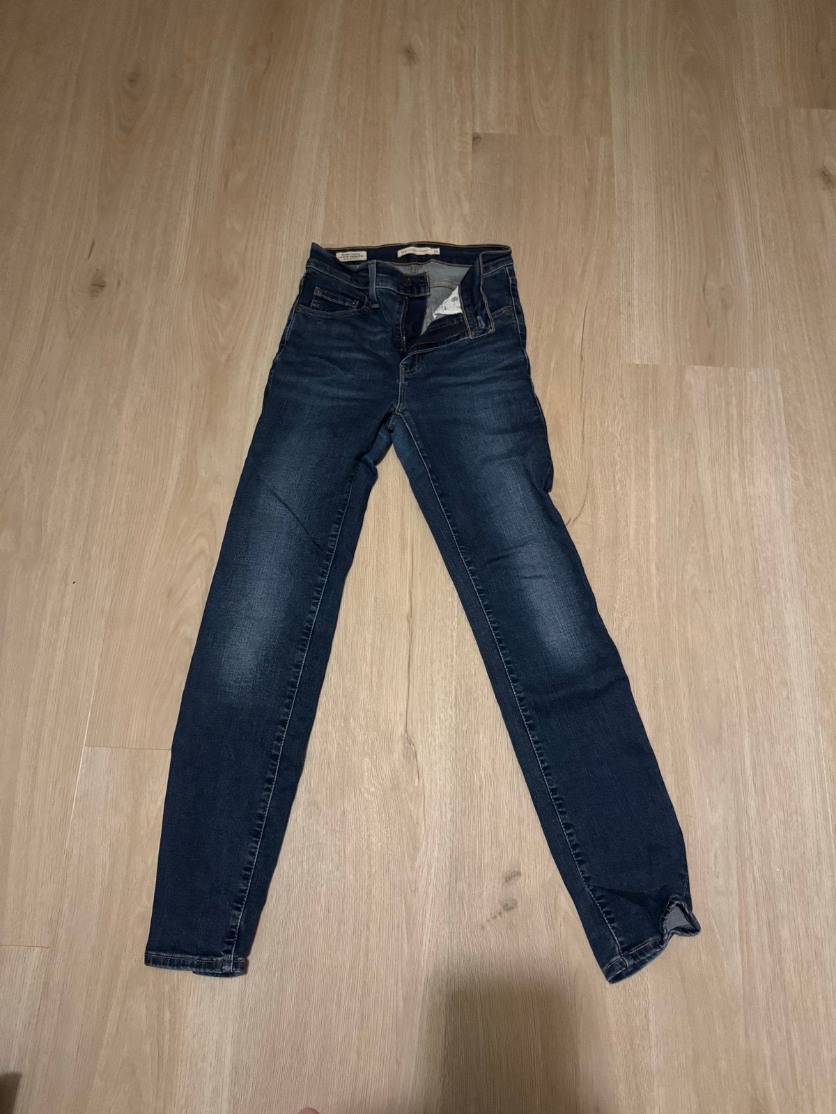 Levi's Premium 724 High Rise Straight Jeans W25 (XS), Ophalen of Verzenden, Zo goed als nieuw, Blauw, W27 (confectie 34) of kleiner