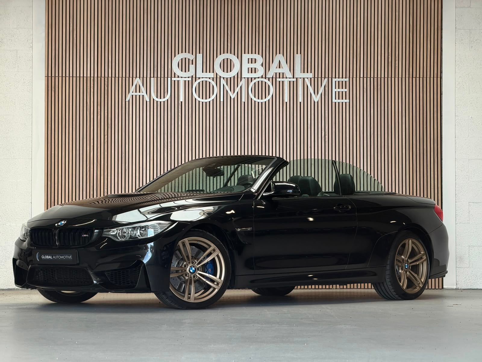 BMW 4-serie Cabrio M4 - MEMORY - HARMAN KARDON - LEDER, Automaat, Achterwielaandrijving, 4-Serie, Cabriolet