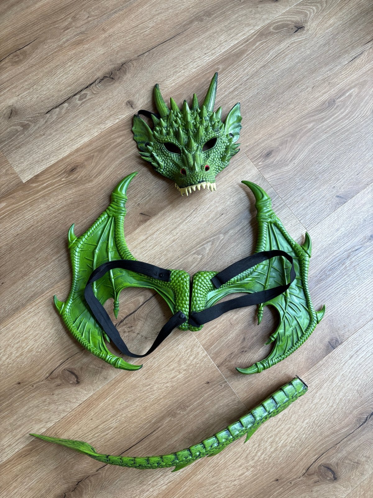 Verkleedset Draak: Masker, Vleugels en Staart, Ophalen of Verzenden, Zo goed als nieuw, Jongen of Meisje