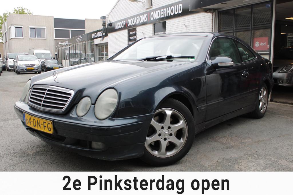 Mercedes-Benz CLK-klasse Coupé 320 Elegance Automaat | Airc, Auto's, 745 kg, Achterwielaandrijving, Gebruikt, Zwart