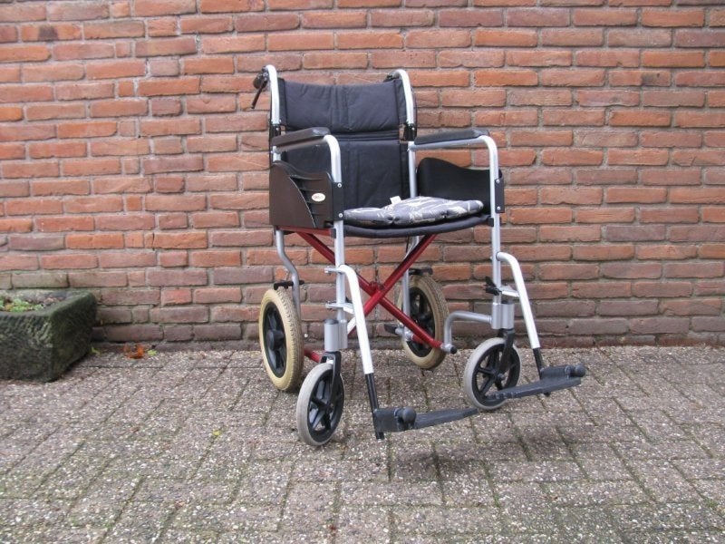 2Go Ability aluminium inklapbare rolstoel zitbreedte40cm, Ophalen, Inklapbaar, Zo goed als nieuw, Duwrolstoel