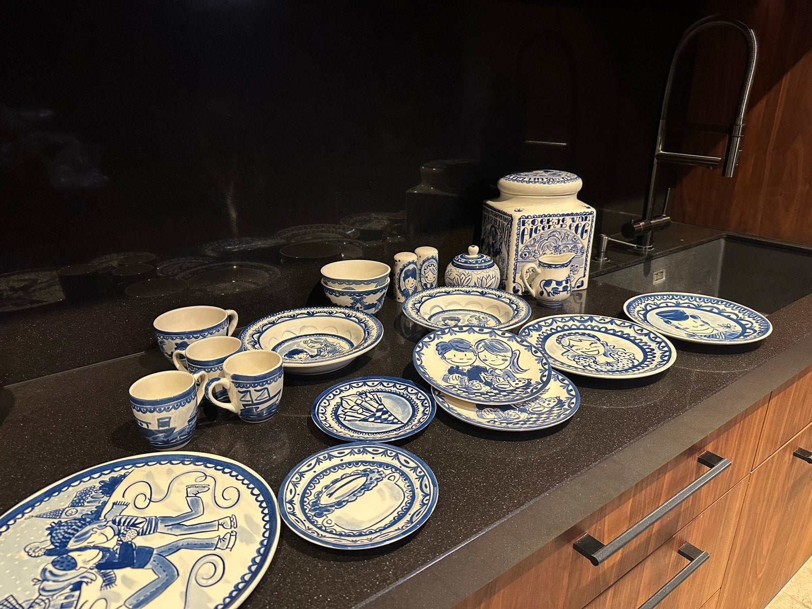 Blond Amsterdam Delftsblauw Servies - complete set voor 2 pe, Gebruikt, Keramiek, Ophalen of Verzenden, Delftsblauw