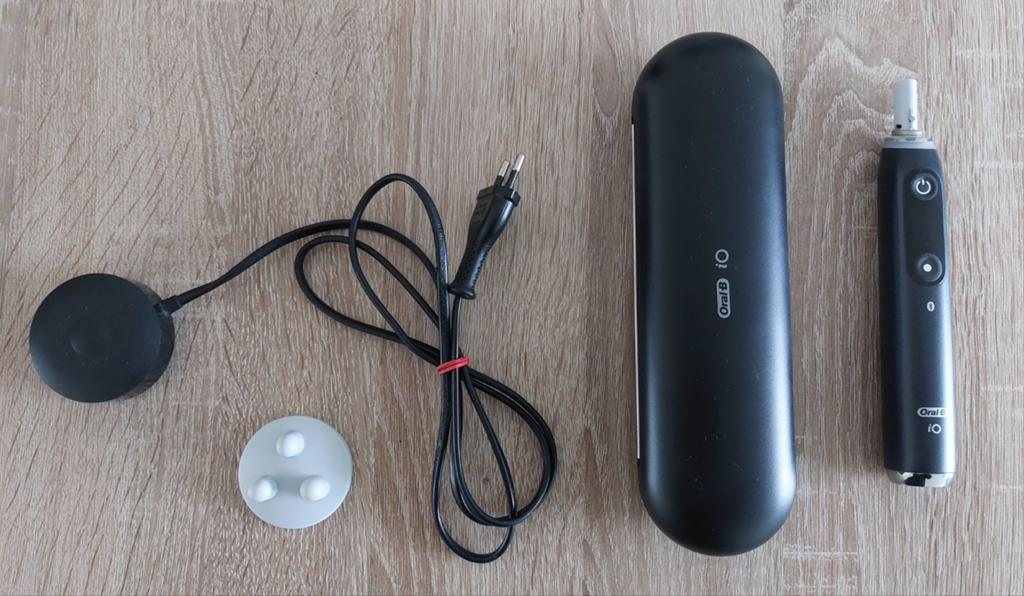 Oral-B io 8 elektrische ultrasone tandenborstel 3758 zgan, Witgoed en Apparatuur, Ophalen of Verzenden, Zo goed als nieuw