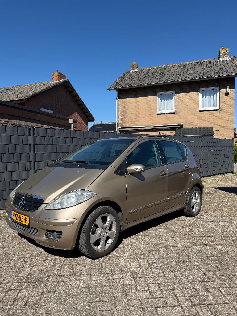 Mercedes-Benz A-Klasse 1.5 A160 5DRS 2005 Bruin PANO, Voorwielaandrijving, 1498 cc, Bruin, 400 kg