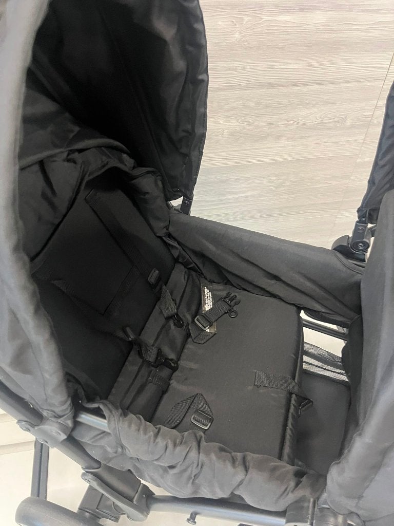 Deryan Elena Duo Buggy - Dubbele Buggy - Compact - Zwart, Deryan, Marithaime 8, Ophalen of Verzenden, Zo goed als nieuw