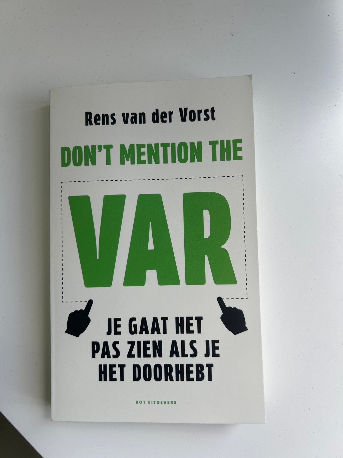 Don't Mention the var - R. van der Vorst, Ophalen of Verzenden, Zo goed als nieuw, Overige sporten