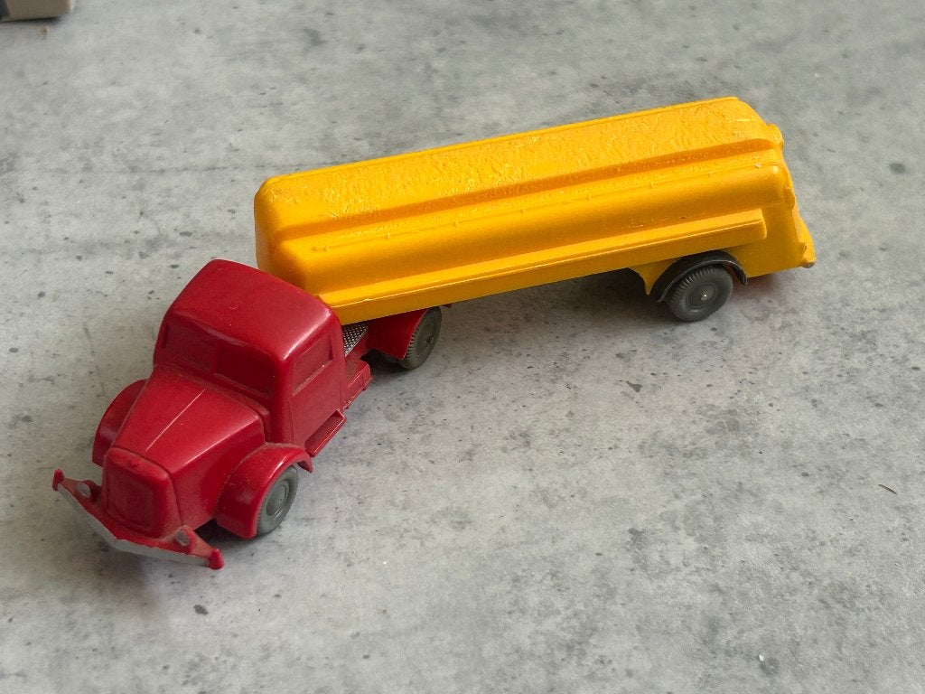 Wiking 1:87 Henschel Shell truck unverglast, Ophalen of Verzenden, Zo goed als nieuw, Bus of Vrachtwagen, Wiking