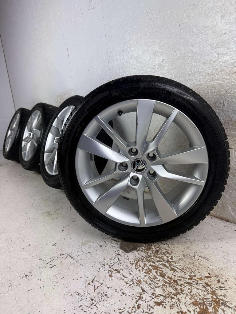 Originele Skoda Octavia velgen 17" 5x112 winterset