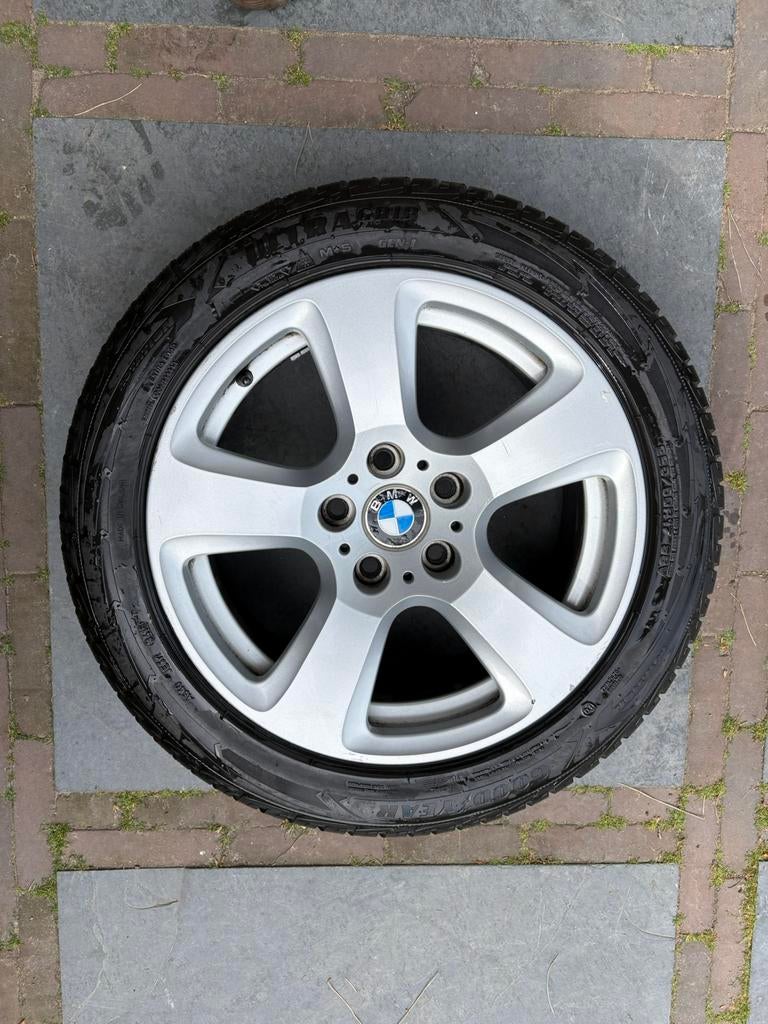 Originele BMW 5 serie E60 F10  velgen banden 17 inch 225/50, Ophalen, Gebruikt, Banden en Velgen, 17 inch