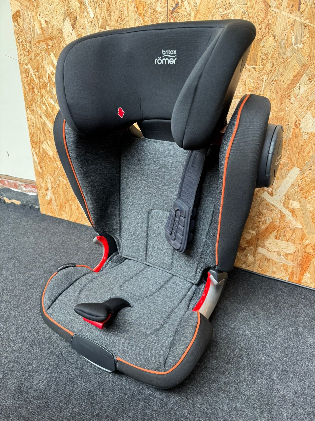 Britax Römer KIDFIX II XP SICT autostoel black series, Ophalen, Romer, 15 t/m 36 kg, Verstelbare rugleuning