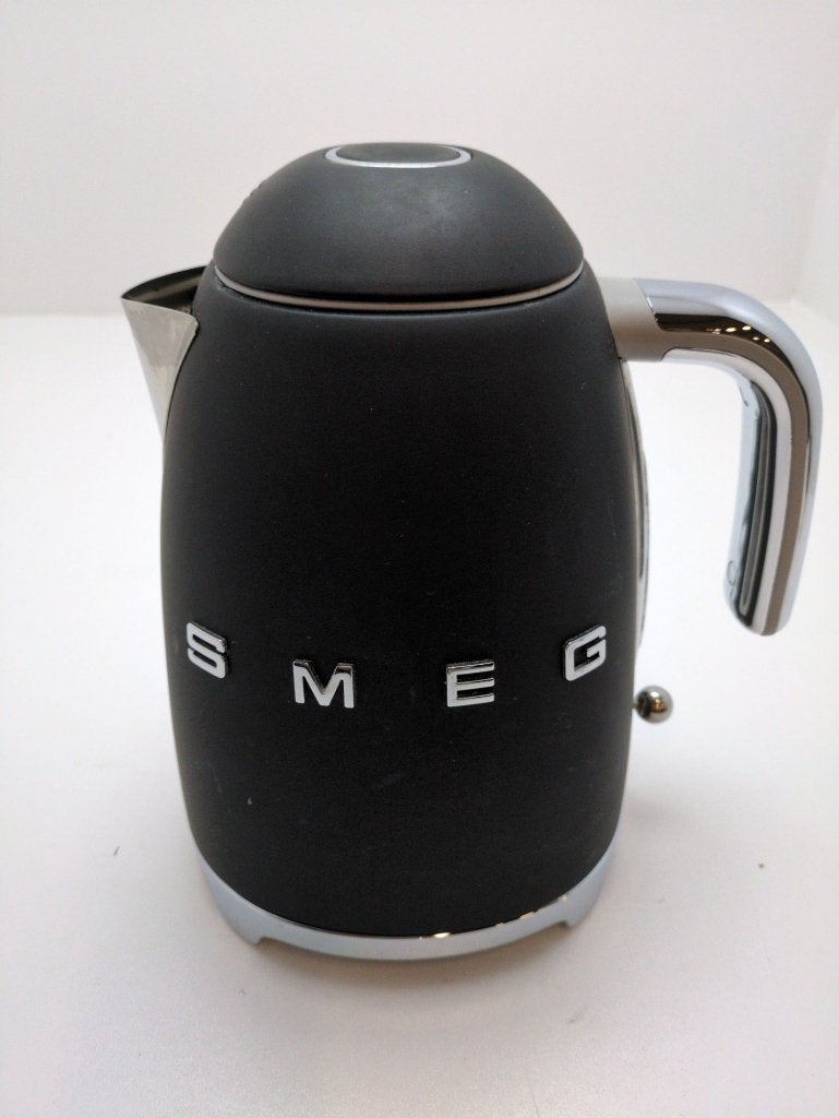 SMEG waterkoker mat zwart - gebruikt, Info@mystore.nl, 1 tot 2 liter, Bruggestraat 18, Zo goed als nieuw