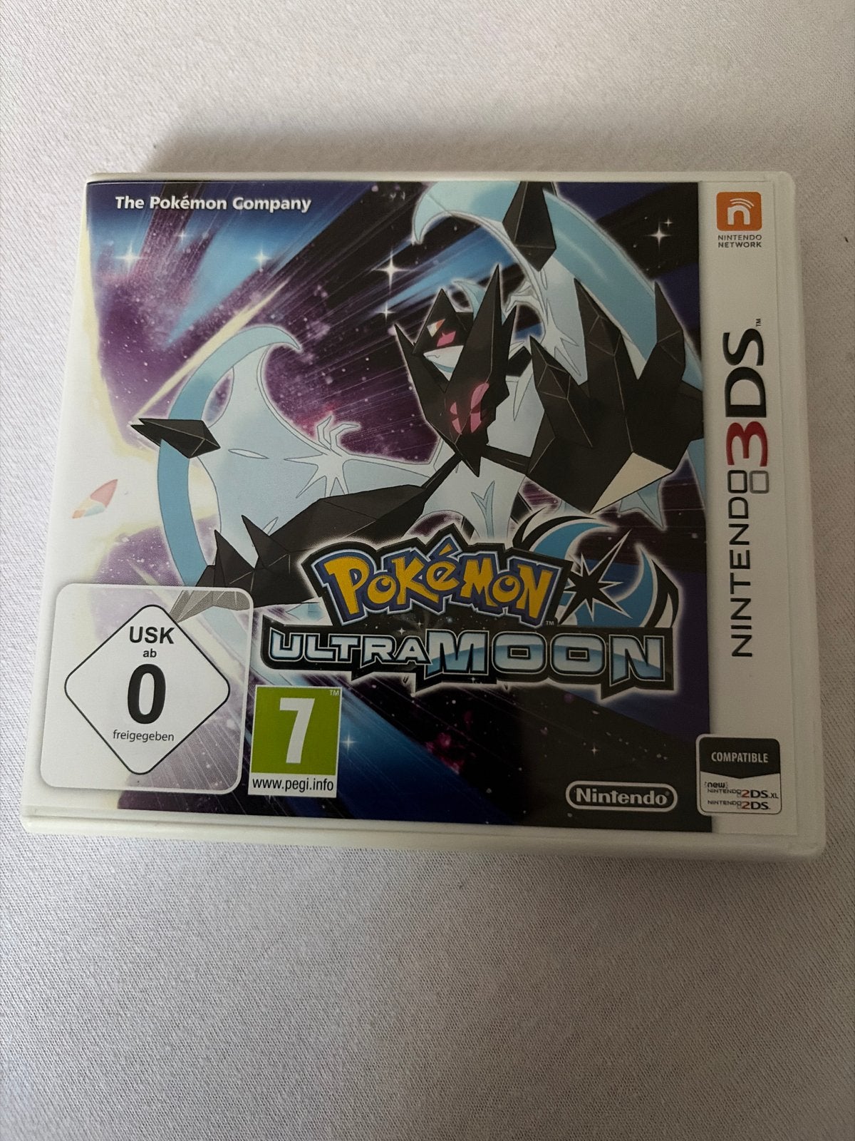 Pokémon Ultra Moon - Nintendo 3DS (Zo goed als nieuw), Spelcomputers en Games, Games | Nintendo 2DS en 3DS, Online, 1 speler, Ophalen of Verzenden